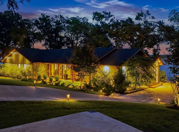 7250 Briar Road, Azle, TX 76020