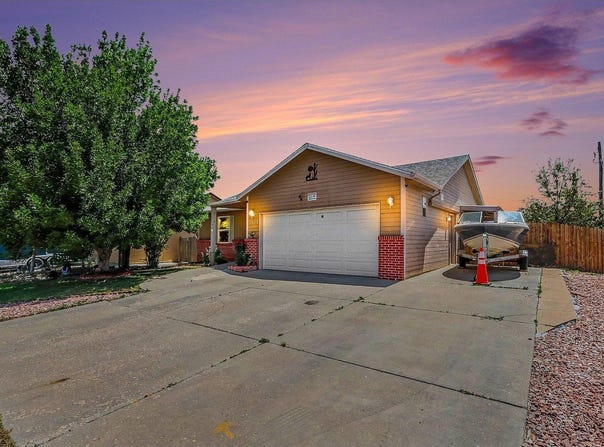 3628 Centennial Cir, Evans, CO 80620