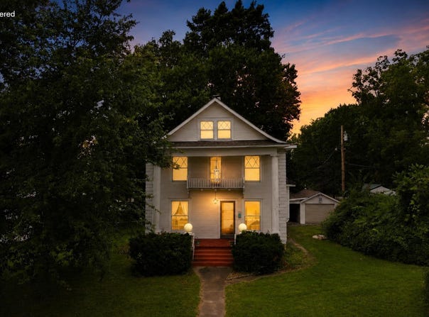 511 Mcnatt Avenue, Aurora, MO 65605