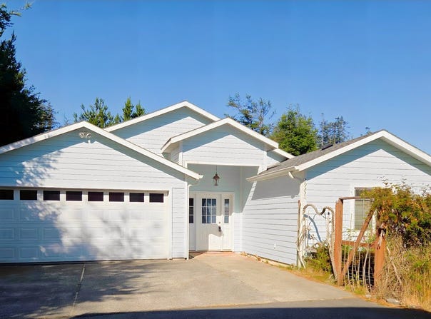 29224 SKUNK RUN Rd, GoldBeach, OR 97444