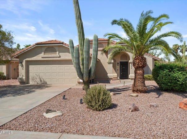 2354 E RAWHIDE Street, Gilbert, AZ 85296