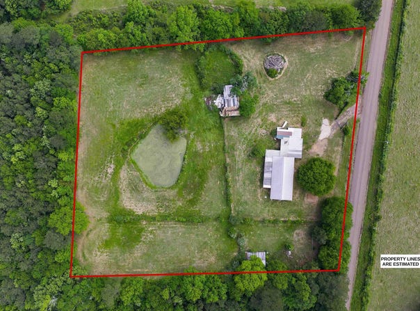 452 County Rd 336, De Berry, TX 75639