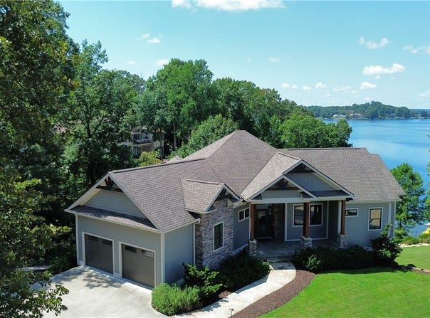 305 Wynswept Point, Seneca, SC 29672
