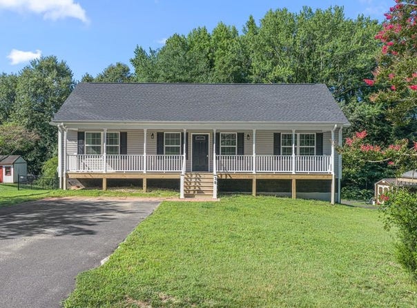 38 E Jefferson Avenue, WARSAW, VA 22572