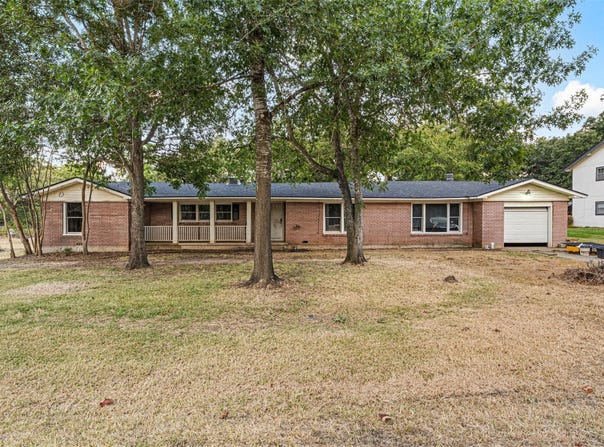 1311 E Stegall Road, Robinson, TX 76706