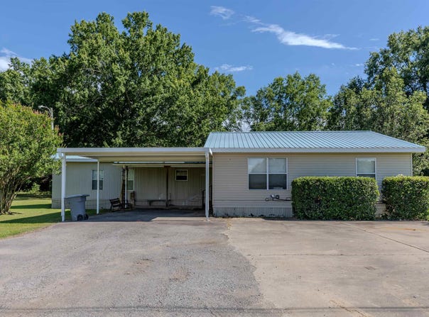 84 Dold Road, Morrilton, AR 72110