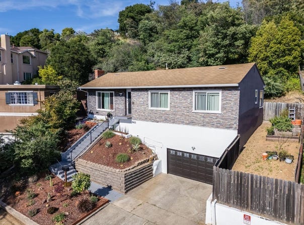 8622 Thermal ST, Oakland, CA 94605
