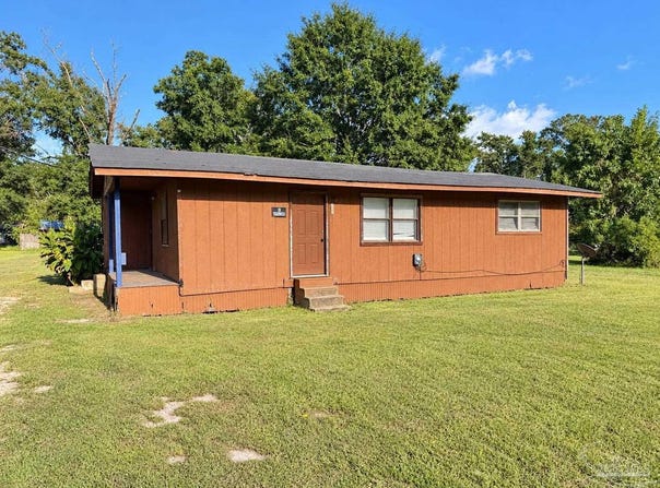 728 Johnson St, Atmore, AL 36502