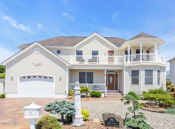 77 Tiller Drive, Waretown, NJ 08758