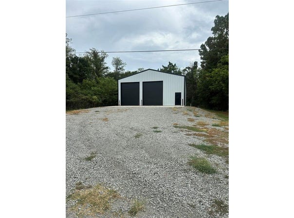 W Indian Lane, Eufaula, OK 74432