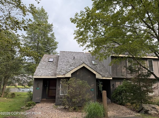 120 Snow Ridge Circle, Blakeslee, PA 18610
