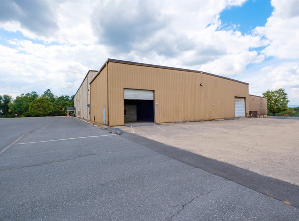 1680 COUNTRY CLUB RD, HARRISONBURG, VA 22802