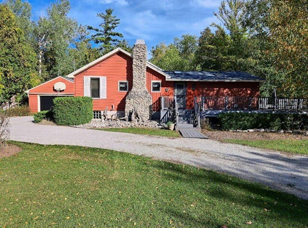 720 N Duluth Ave, Sturgeon Bay, WI 54235