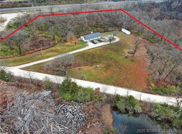 50 Cave Drive, Eldon, MO 65026