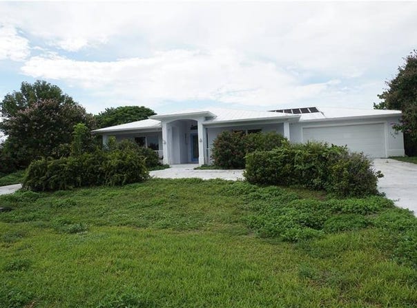 1629 NE 27th St, Cape Coral, FL 33909