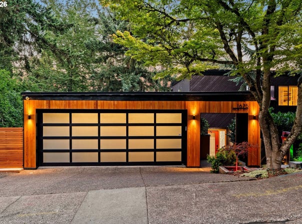 1675 FIRCREST Dr, Eugene, OR 97403