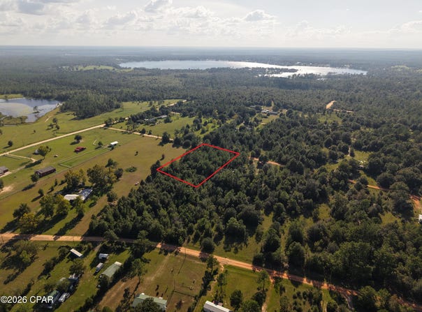 Kuwait Lane, Alford, FL 32420
