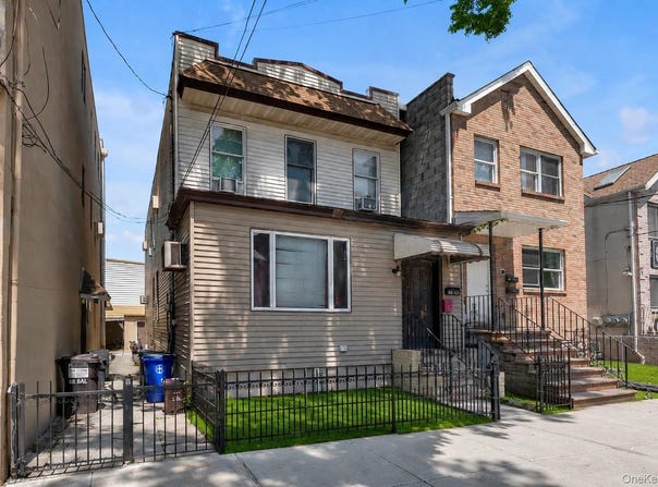 6103 Maspeth Avenue, Maspeth, NY 11378