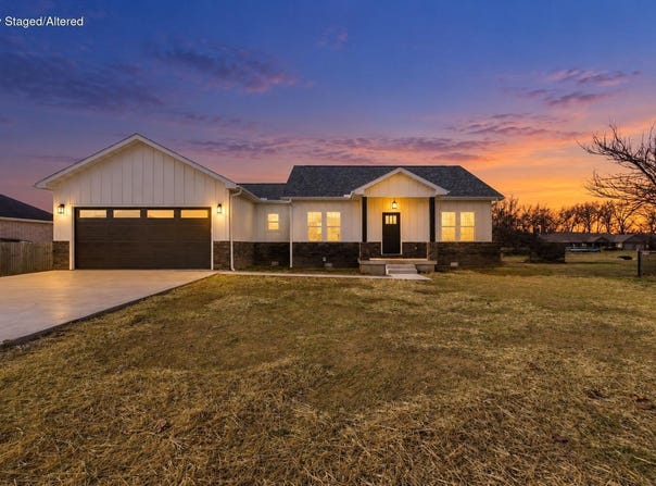 2707 Mayfield Drive, Mountain Grove, MO 65711