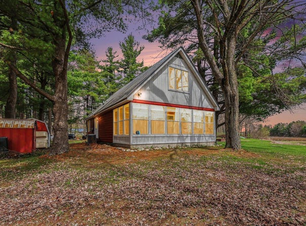 1556 E James Street, White Cloud, MI 49349