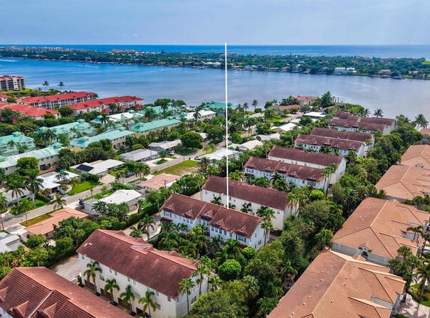 116 OCEAN CAY Way, Hypoluxo, FL 33462