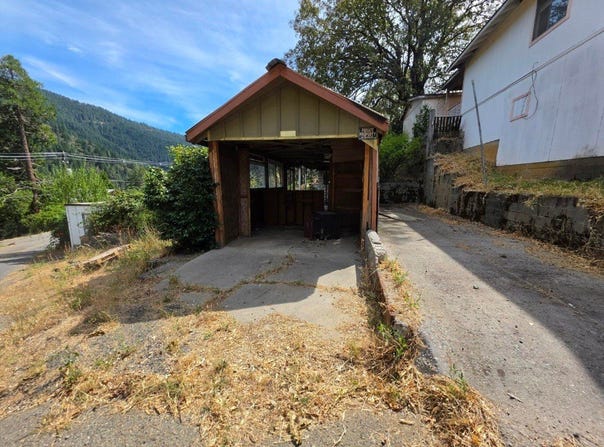 4400 Vista St, Dunsmuir, CA 96025