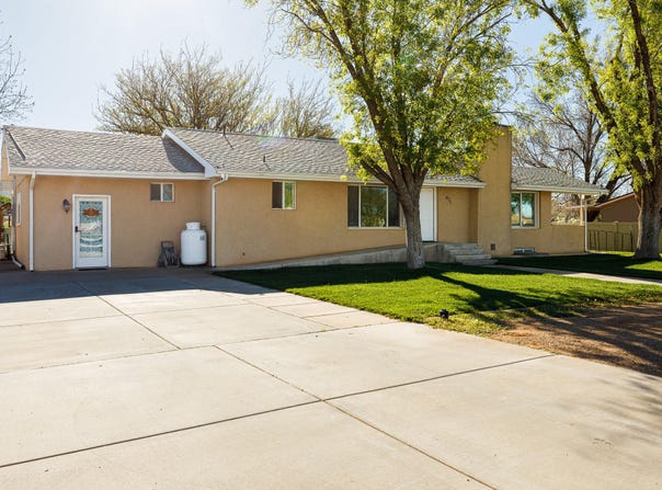 611 S 175 E, Kanab, UT 84741