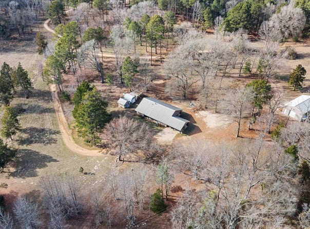 401 South St., Douglassville, TX 75560