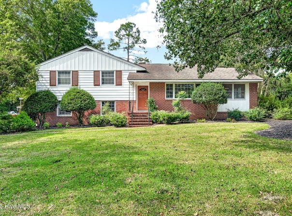 1309 Phillips Avenue, New Bern, NC 28562