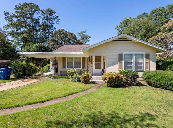 719 SPRING STREET, TALLADEGA, AL 35160