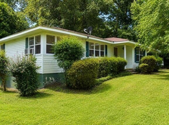1407 20TH St, Haleyville, AL 35565