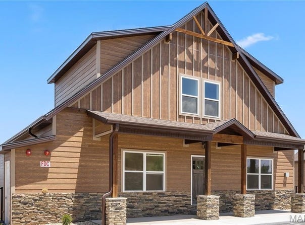 135 Frontier Way, Kimberling City, MO 65686