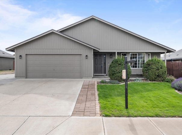 6704 Comiskey Dr., Pasco, WA 99301