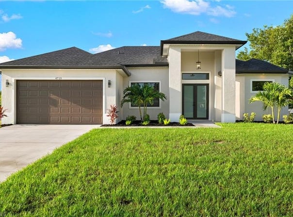 4715 6th St W lot: 0300, LEHIGH ACRES, FL 33971