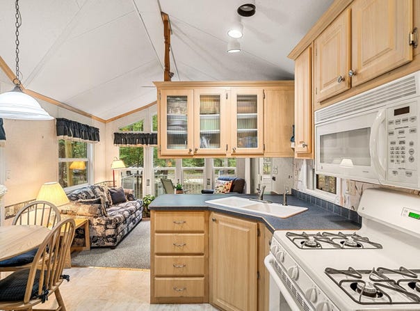11 Pine Road, Wakefield, NH 03830