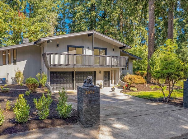 2402 NE SUMMIT RIDGE Dr, Vancouver, WA 98686
