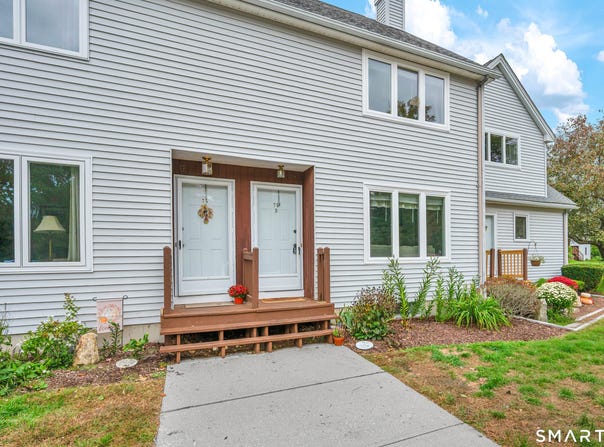 75 Eastbrook Heights, Mansfield, CT 06250