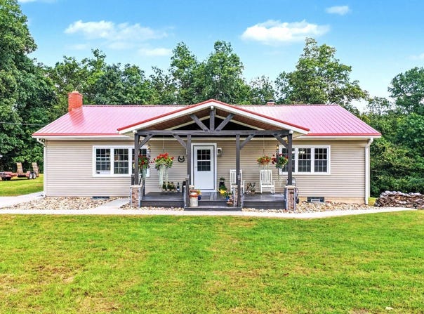 35615 Starkey Road, Barnesville, OH 43713