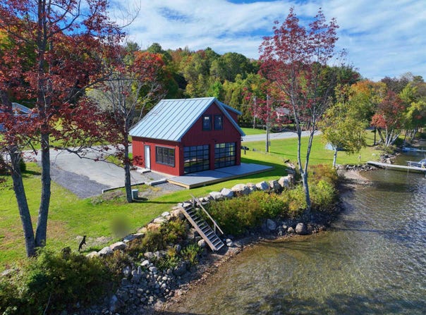 1027 S Barton Road, Barton, VT 05822