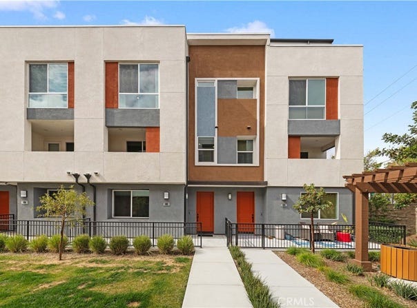 1816 E 1st, Santa Ana, CA 92705