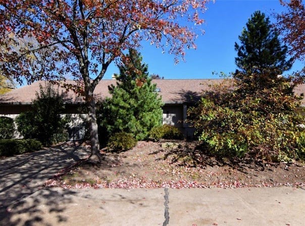 3264 Richmond Road, Beachwood, OH 44122