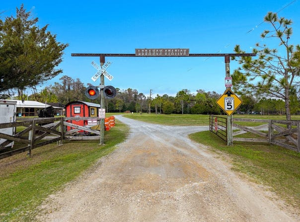 11350 STATE ROAD 121, Inglis, FL 34449