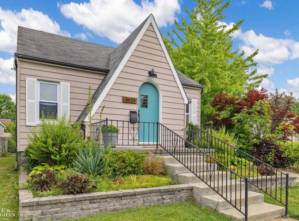 3621 Buckingham Avenue, Berkley, MI 48072-1464
