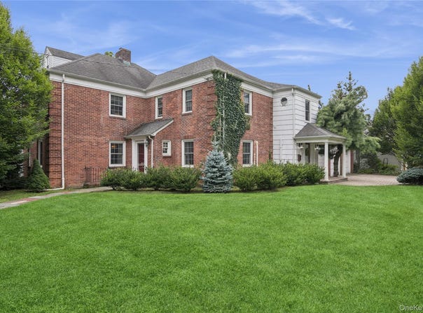 23 Westminster Road, West Hempstead, NY 11552