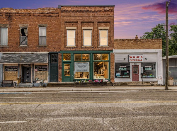 207 N Main Street, Tekonsha, MI 49092