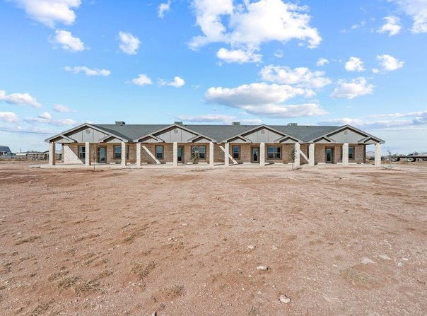 6615 E County Rd 61, Midland, TX 79705