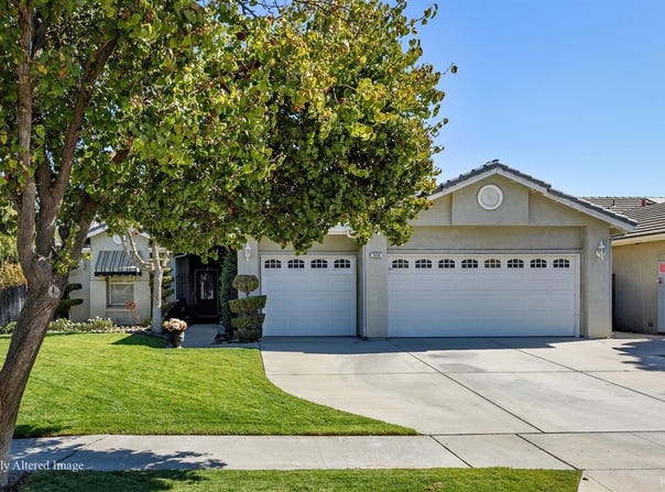 514 Mallard Avenue, Lemoore, CA 93245