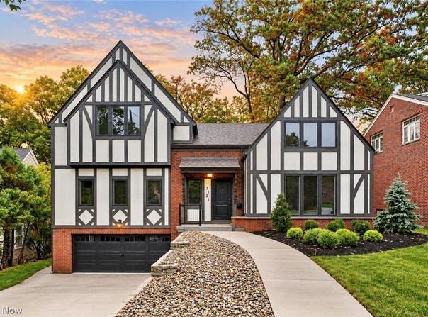 2121 Valley View Drive, Rocky River, OH 44116