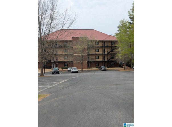 111 LEE ROAD 802, VALLEY, AL 36854