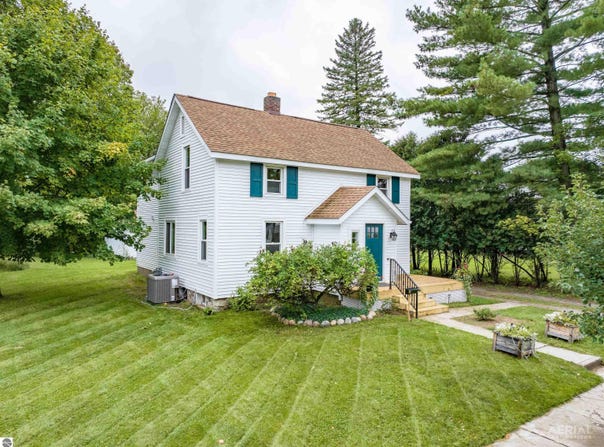 112 Wright Street, West Branch, MI 48661